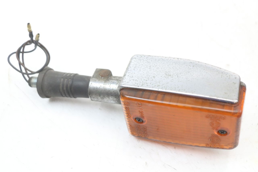 photo de TRASERO DERECHO INTERMITENTE YAMAHA XJ F 900 (1983 - 1994)