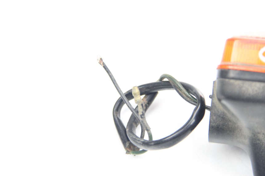 photo de TRASERO DERECHO INTERMITENTE YAMAHA TW 125 (1998 - 2002)
