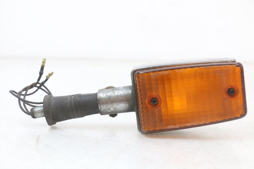photo de TRASERO DERECHO INTERMITENTE YAMAHA XJ F 900 (1983 - 1994)