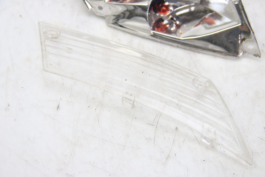 photo de INTERMITENTE TRASERO DERECHO PIAGGIO ZIP 4T 50 (2018 - 2020)