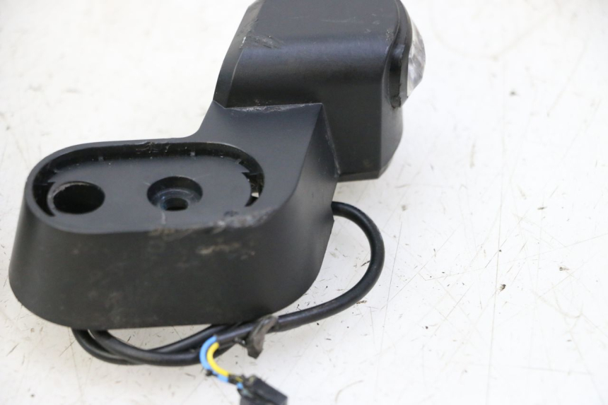 photo de INTERMITENTE TRASERO SEGWAY NINEBOT F65I 1