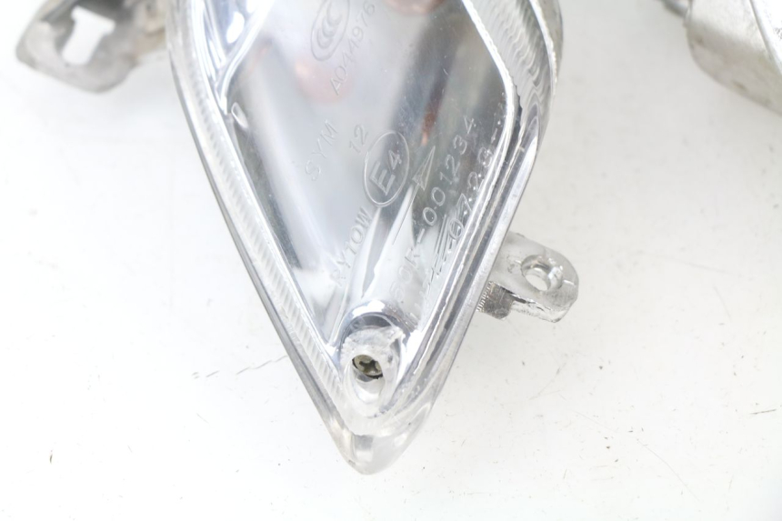 photo de TRASERO INTERMITENTE SYM FIDDLE 125 (2008 - 2010)