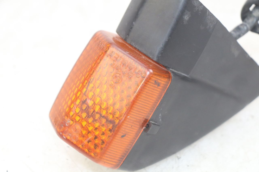 photo de INTERMITENTE TRASERO IZQUIERDO HONDA CBR F SC25 1000 (1989 - 1992)