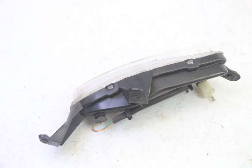 photo de INTERMITENTE TRASERO IZQUIERDO PEUGEOT DJANGO 4T 50 (2014 - 2019) - Primer plano técnico