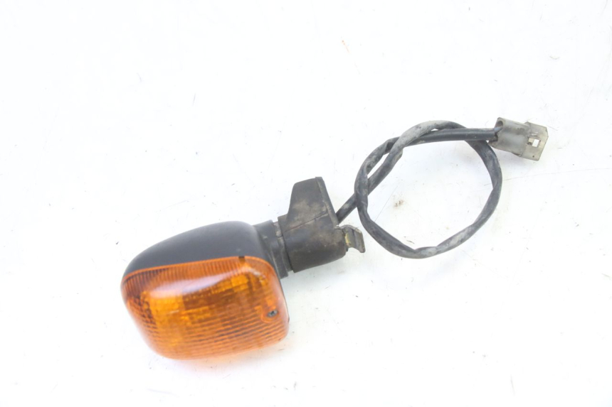 photo de TRASERO IZQUIERDO INTERMITENTE APRILIA ETX 125 (1998 - 2002)