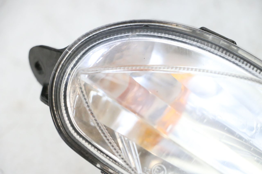 photo de TRASERO IZQUIERDO INTERMITENTE MBK FLIPPER 115 (2013 - 2017) - Zoom estado de uso