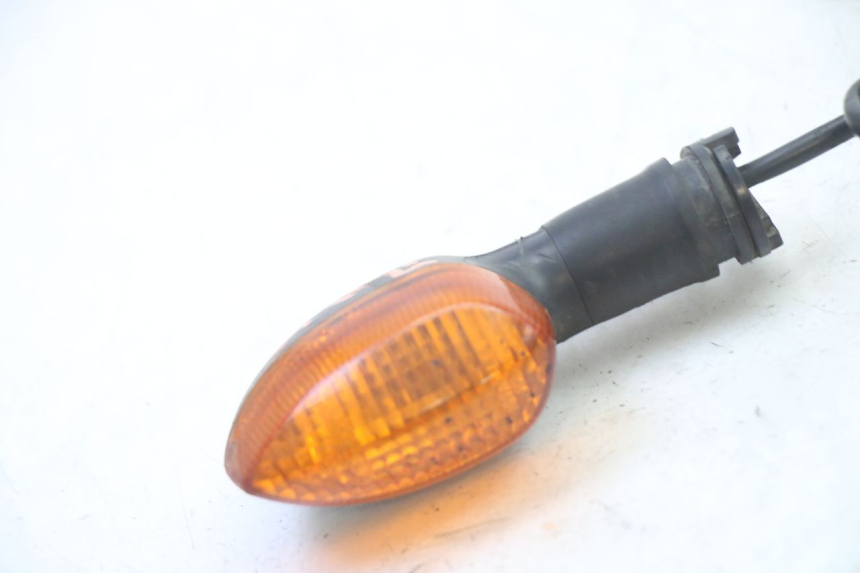 photo de TRASERO IZQUIERDO INTERMITENTE YAMAHA FZ6 FAZER S2 600 (2007 - 2011)