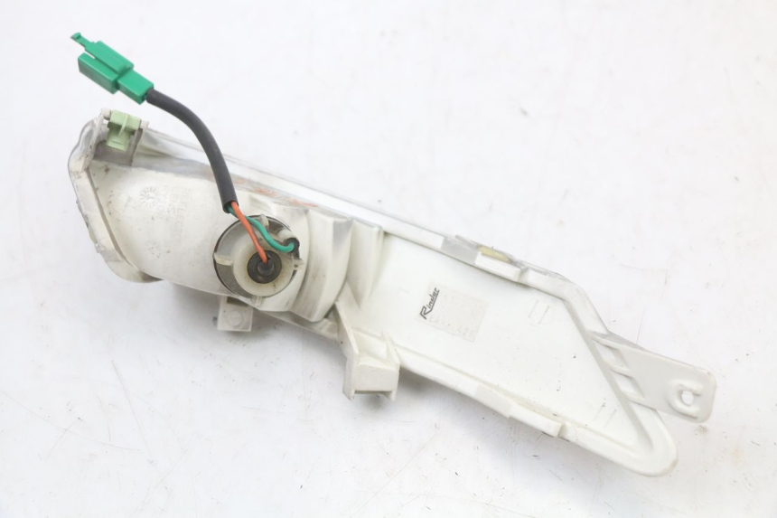 photo de TRASERO IZQUIERDO INTERMITENTE PEUGEOT GEOPOLIS RS 125 (2007 - 2009)