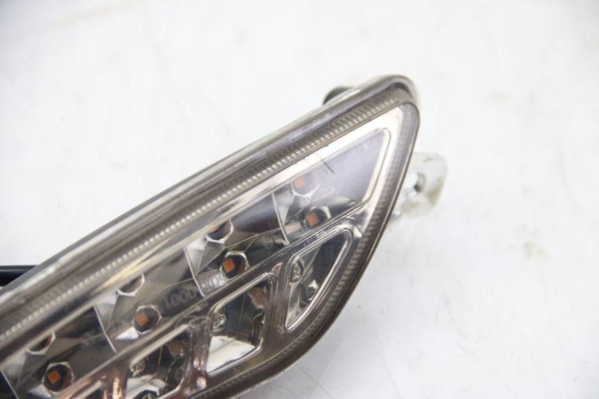 photo de INTERMITENTE TRASERO IZQUIERDO JM MOTORS GT LINE 4T 50 (2021 - 2023)