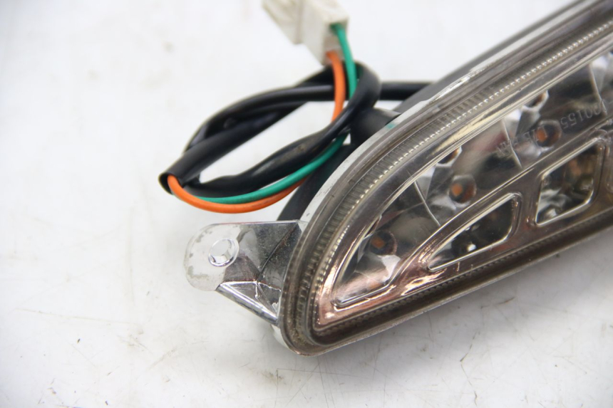 photo de INTERMITENTE TRASERO IZQUIERDO JM MOTORS GT LINE 4T 50 (2021 - 2023)