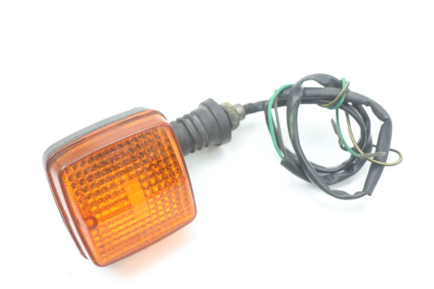 photo de TRASERO IZQUIERDO INTERMITENTE KAWASAKI KDX 125 (1990 - 1991)