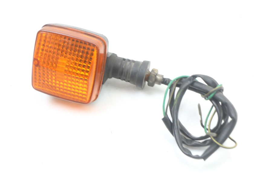 photo de TRASERO IZQUIERDO INTERMITENTE KAWASAKI KDX 125 (1990 - 1991)