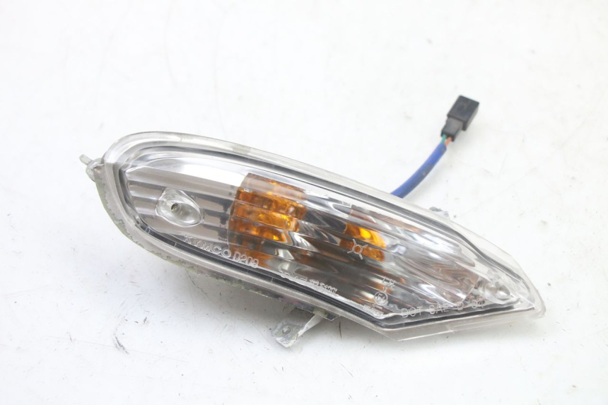 photo de TRASERO IZQUIERDO INTERMITENTE KYMCO GRAND DINK 125 (2008 - 2014)