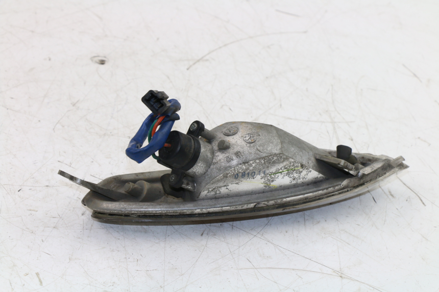 photo de TRASERO IZQUIERDO INTERMITENTE KYMCO GRAND DINK 125 (2002 - 2007)