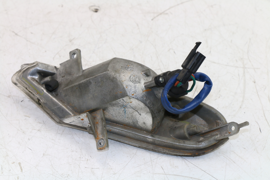 photo de TRASERO IZQUIERDO INTERMITENTE KYMCO GRAND DINK 125 (2002 - 2007)