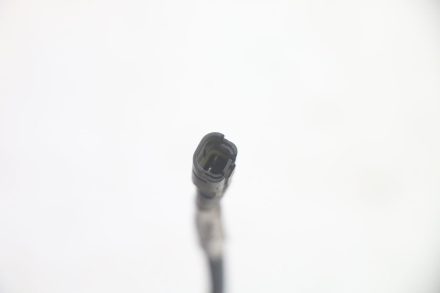 photo de TRASERO IZQUIERDO INTERMITENTE PIAGGIO MP3 HPE 350 (2018 - 2020) - Primer plano técnico