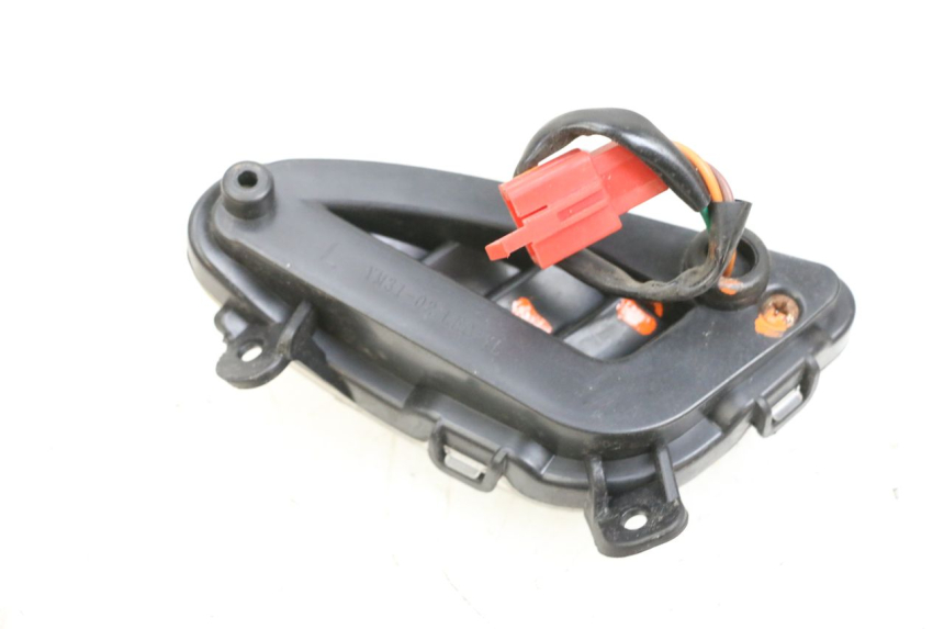 photo de TRASERO IZQUIERDO INTERMITENTE JM MOTORS OLDIES GT 4T 50 (2018 - 2025) - Otra perspectiva