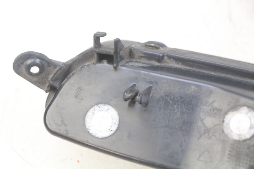 photo de INTERMITENTE TRASERO IZQUIERDO PEUGEOT DJANGO 4T 50 (2014 - 2019)