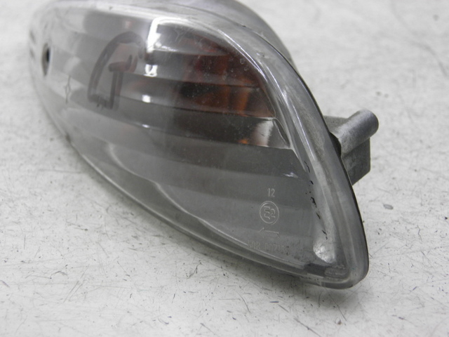 photo de TRASERO IZQUIERDO INTERMITENTE PEUGEOT ELYSEO 125 (1999 - 2004)