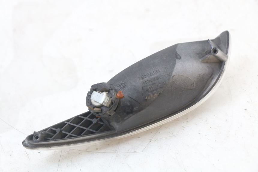 photo de INTERMITENTE TRASERO IZQUIERDO PEUGEOT ELYSTAR 50 (2002 - 2014)