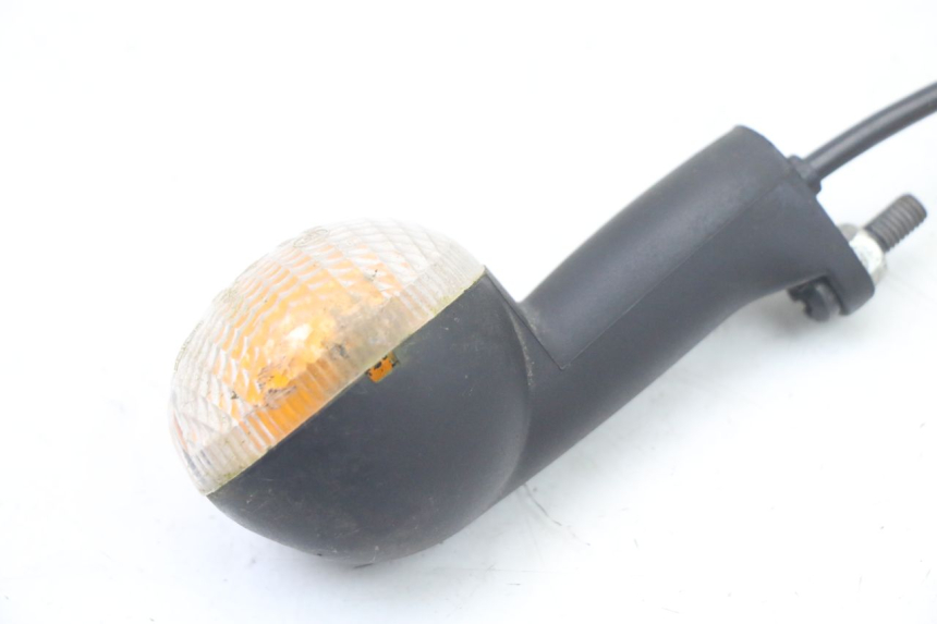 photo de TRASERO IZQUIERDO INTERMITENTE PEUGEOT TREKKER TKR 50 (2005 - 2014)