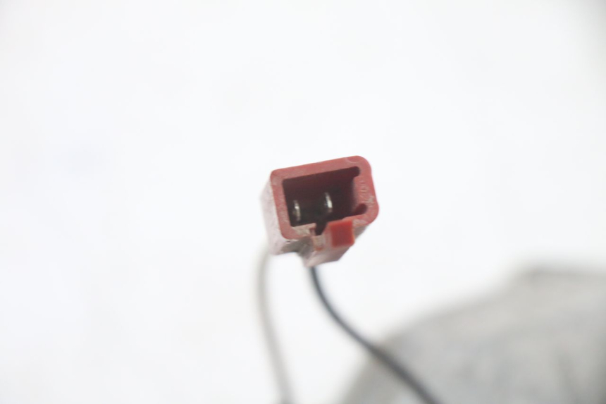photo de INTERMITENTE TRASERO IZQUIERDO PIAGGIO ZIP 4T 50 (2018 - 2020)