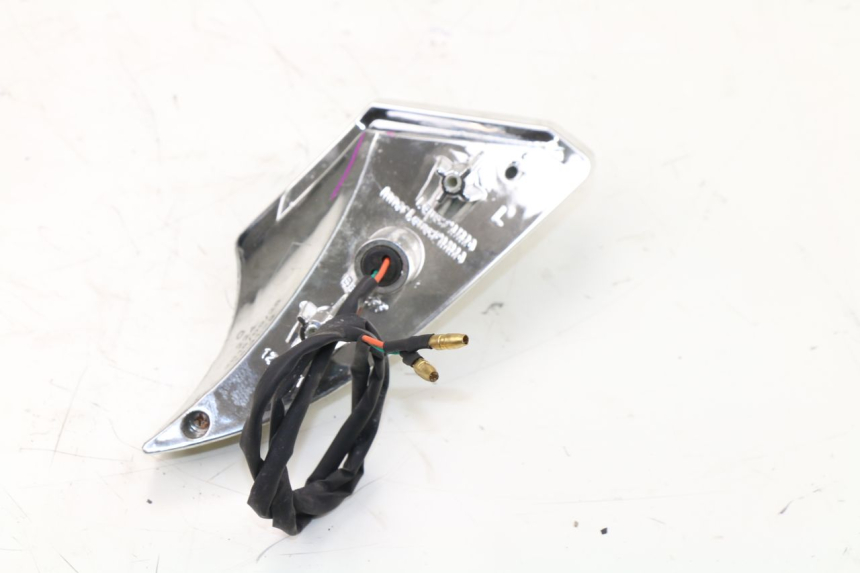 photo de TRASERO IZQUIERDO INTERMITENTE S-RIDER CAPRI 2T 50 (2010 - 2017)
