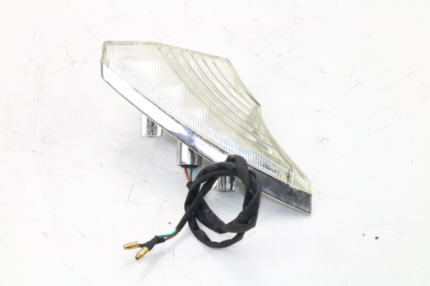 photo de TRASERO IZQUIERDO INTERMITENTE S-RIDER CAPRI 2T 50 (2010 - 2017)