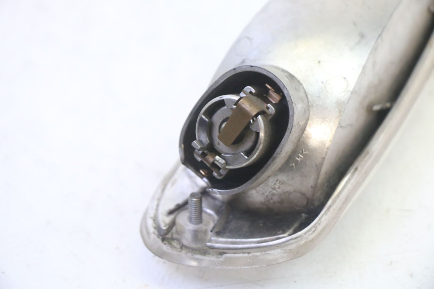 photo de TRASERO IZQUIERDO INTERMITENTE APRILIA SR R 2T LC 50 (2018 - 2021)