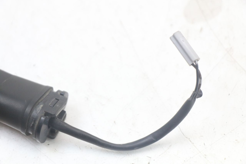 photo de INTERMITENTE TRASERO IZQUIERDO YAMAHA TDM ABS 900 (2002 - 2014)