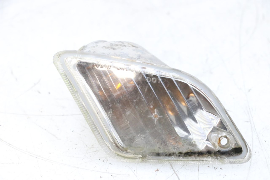 photo de INTERMITENTE TRASERO IZQUIERDO PIAGGIO VESPA GTS SUPER IE 125 (2009 - 2016) - Otra perspectiva