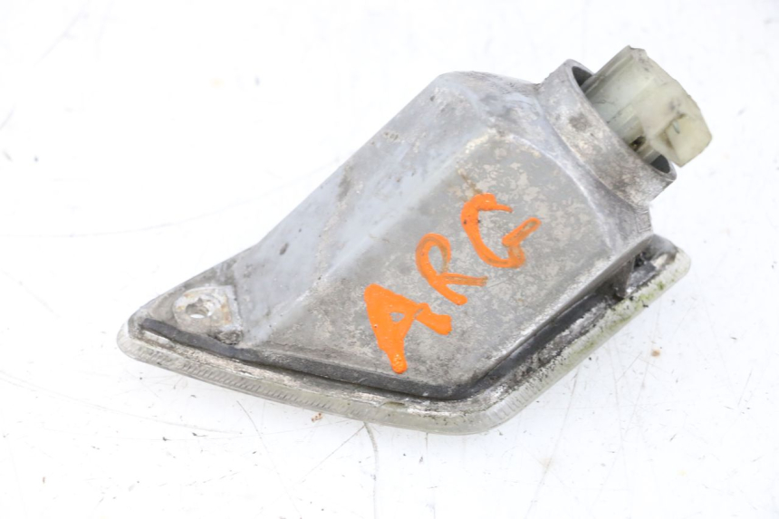 photo de INTERMITENTE TRASERO IZQUIERDO PIAGGIO VESPA GTS SUPER IE 125 (2009 - 2016) - Detalles de los puntos de fijación