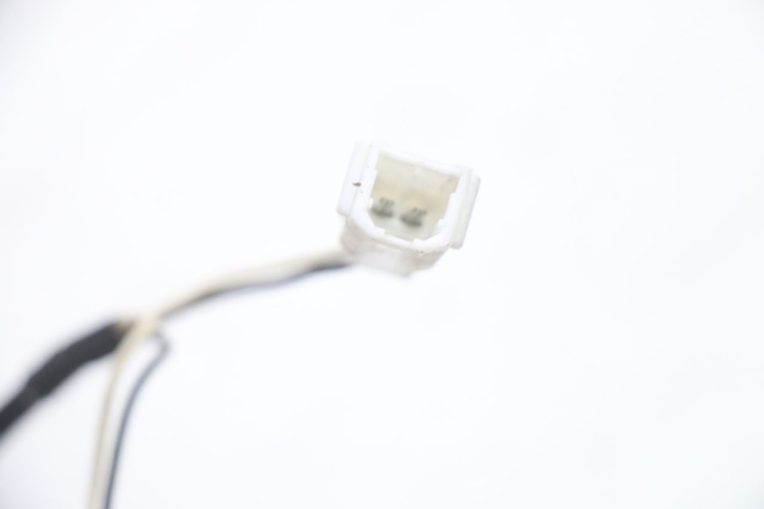 photo de INTERMITENTE TRASERO IZQUIERDO PIAGGIO XEVO - X EVO 125 (2007 - 2016) - Otra vista del artículo