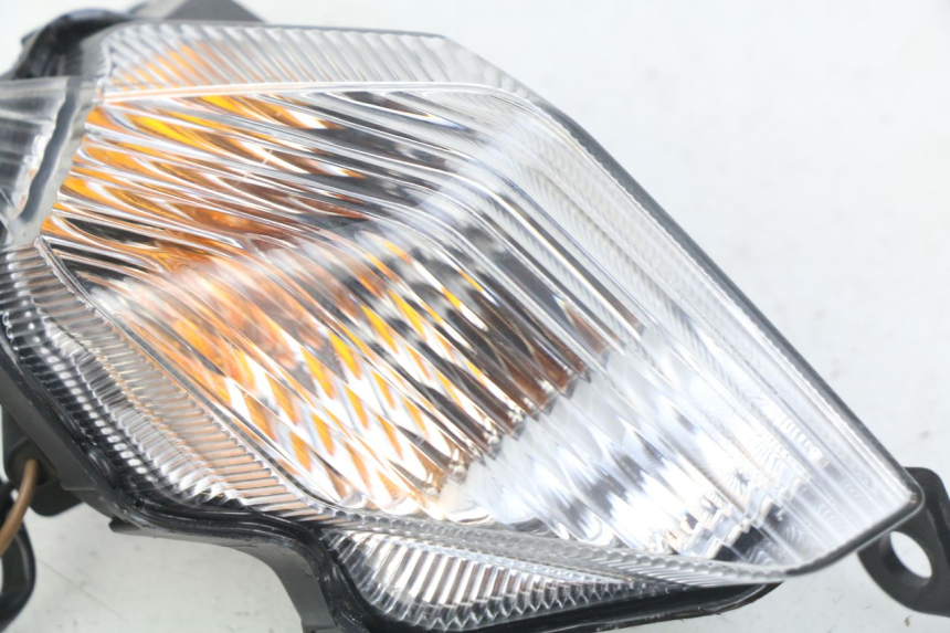 photo de INTERMITENTE TRASERO IZQUIERDO YAMAHA XP T-MAX TMAX ABS 530 (2012 - 2015)