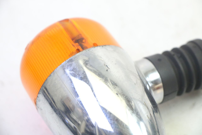 photo de TRASERO IZQUIERDO INTERMITENTE KYMCO ZING 125 (1997 - 2003) - Otra perspectiva