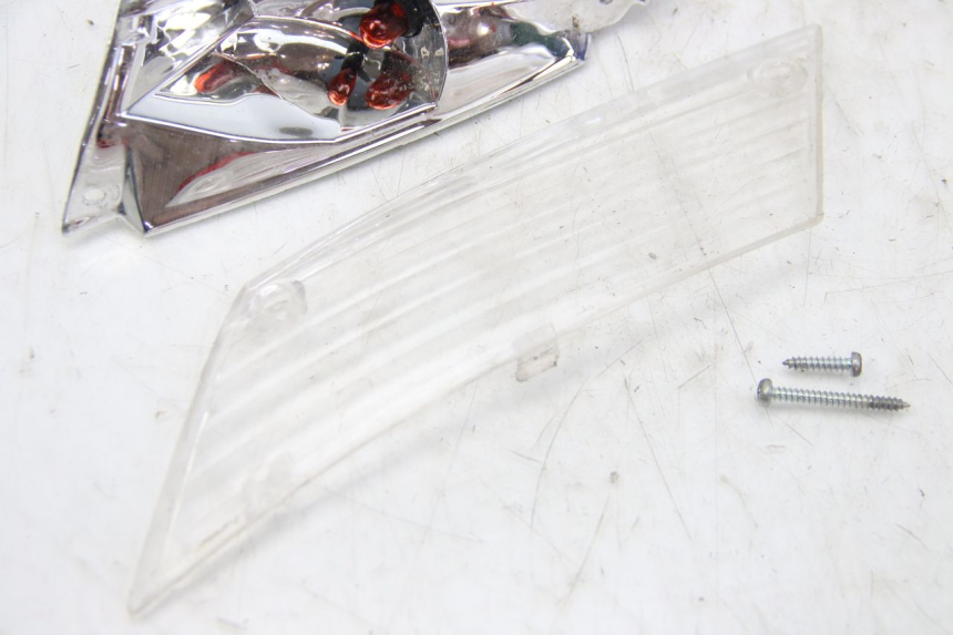 photo de INTERMITENTE TRASERO IZQUIERDO PIAGGIO ZIP 4T 50 (2018 - 2020)