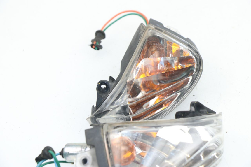 photo de TRASERO INTERMITENTE HONDA PCX (JF28) 125 (2009 - 2011)