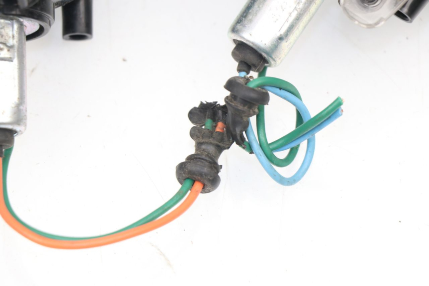 photo de TRASERO INTERMITENTE HONDA PCX (JF28) 125 (2009 - 2011)