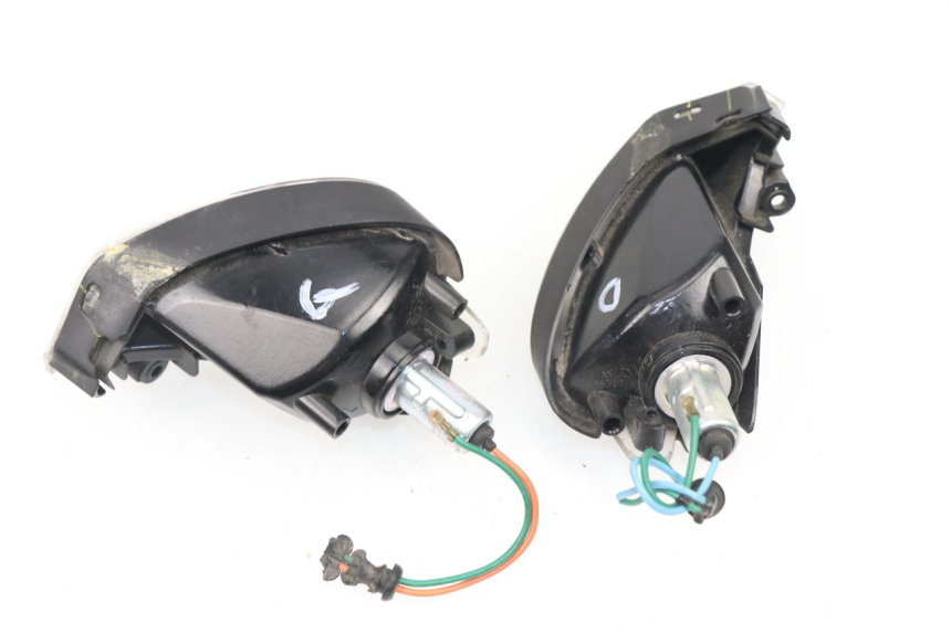 photo de TRASERO INTERMITENTE HONDA PCX (JF28) 125 (2009 - 2011)