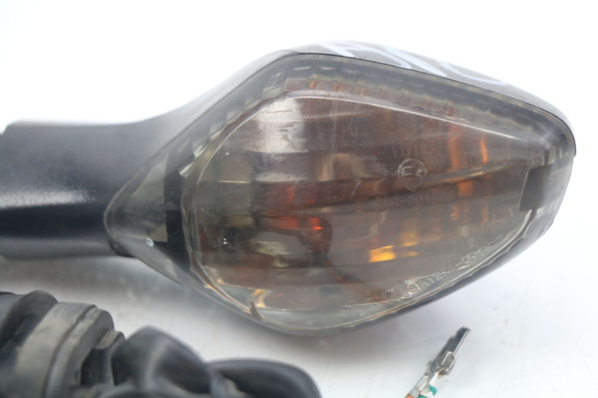 photo de TRASERO INTERMITENTE HONDA INTEGRA NC D 750 (2016 - 2018) - Zoom sobre los componentes