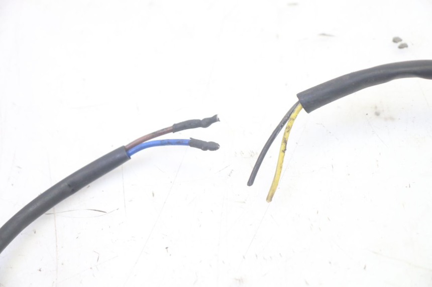 photo de TRASERO INTERMITENTE PIAGGIO MP3 500 (2016 - 2018) - Marcados y referencias originales