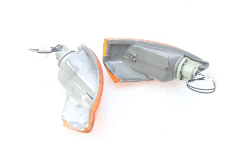 photo de INTERMITENTE TRASERO PIAGGIO FLY 100 (2006 - 2010)