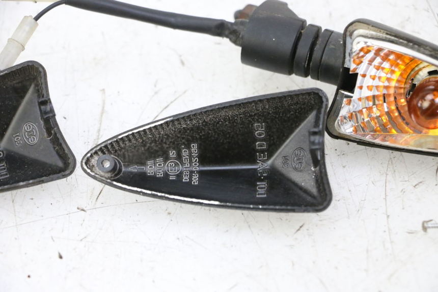 photo de TRASERO INTERMITENTE GILERA RUNNER SL 50 (2006 - 2009)