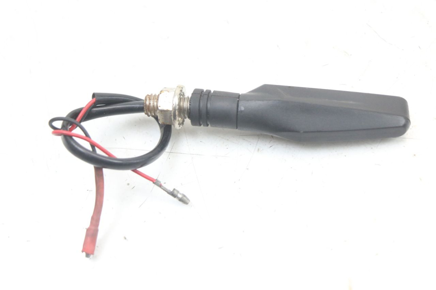 photo de TRASERO INTERMITENTE SUZUKI GS F 500 (2004 - 2007)