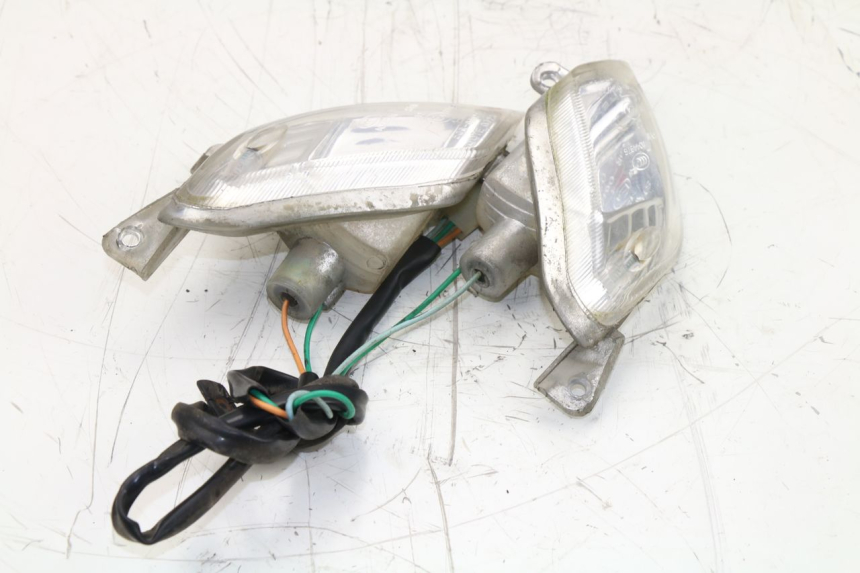 photo de TRASERO INTERMITENTE SYM FIDDLE 2 125 (2010 - 2013)