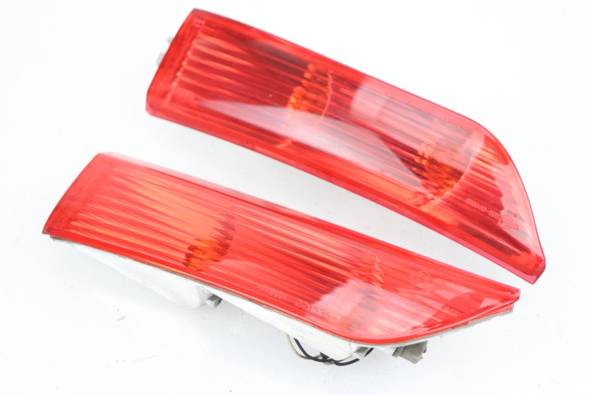 photo de TRASERO INTERMITENTE PIAGGIO X8 400 (2006 - 2007)