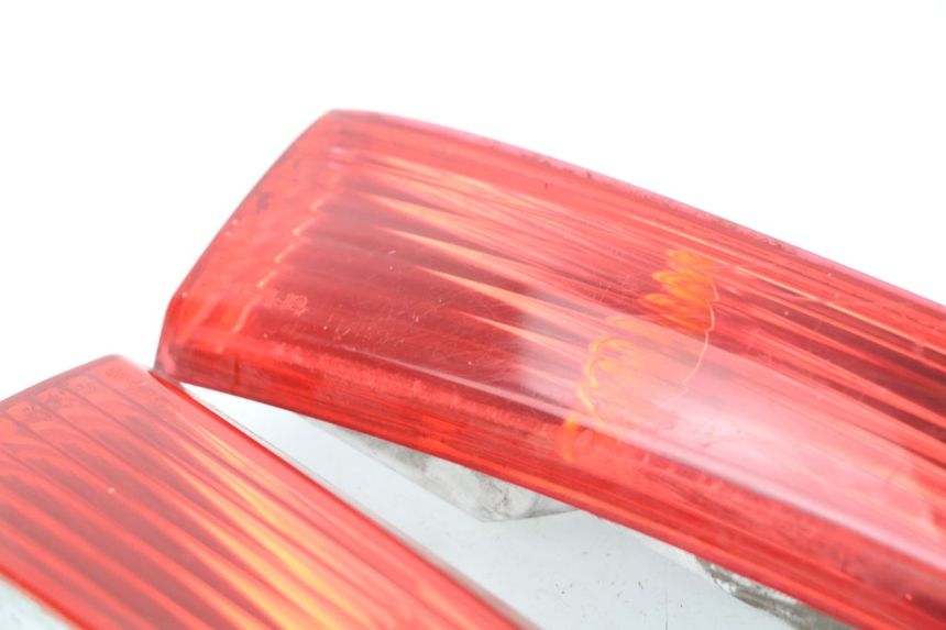 photo de TRASERO INTERMITENTE PIAGGIO XEVO - X EVO 125 (2007 - 2016)