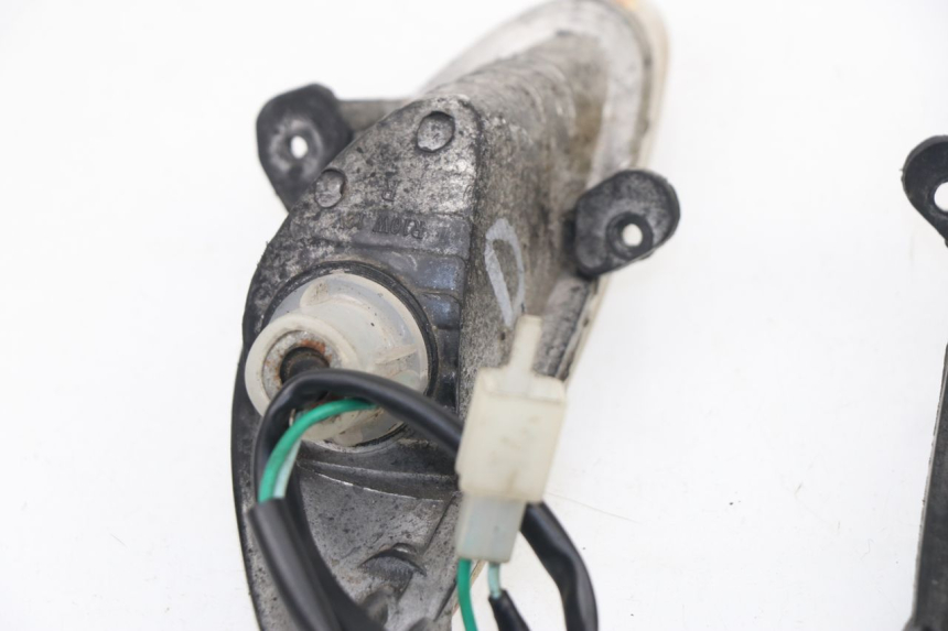 photo de DELANTERO INTERMITENTE BAOTIAN TRAVEL SPIRIT 50 (2010 - 2012)