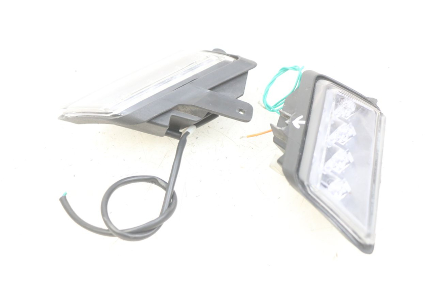 photo de INTERMITENTE DELANTERO ORCAL CAVARO 4T 50 (2019 - 2023)