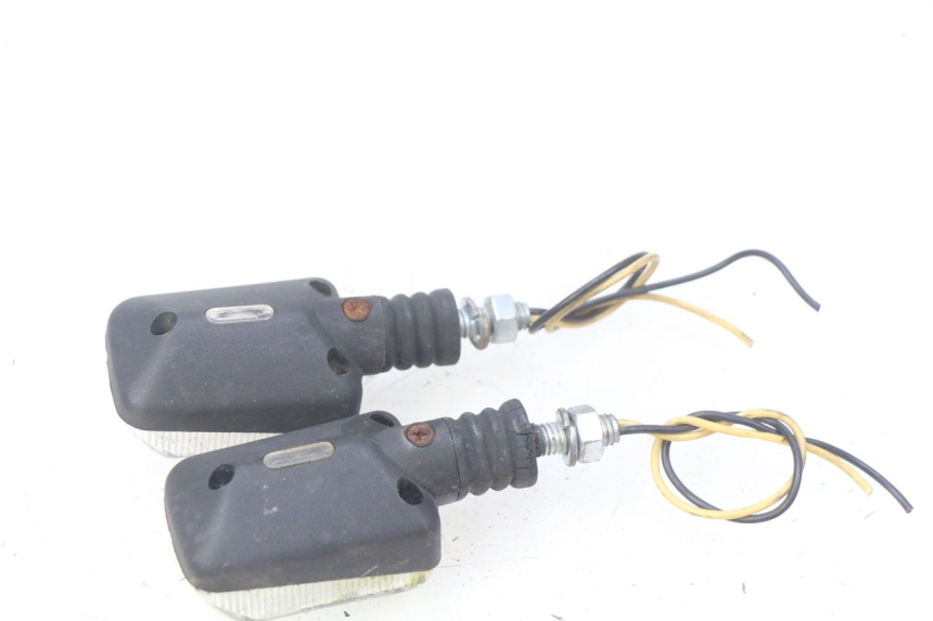 photo de INTERMITENTE DELANTERO HONDA CB 500 (1997 - 2003)
